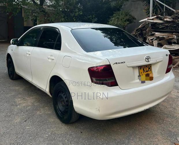 Toyota Axio 2008 White