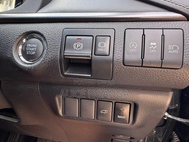 Toyota Harrier 2019 Black