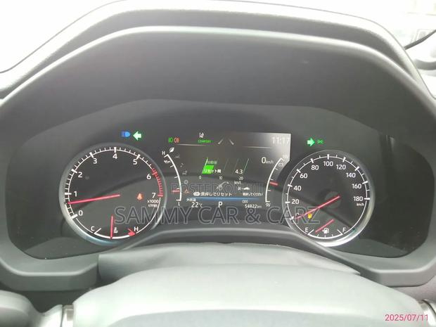 Toyota Land Cruiser 2022 White