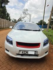 Toyota Corolla Fielder 2011 White for sale