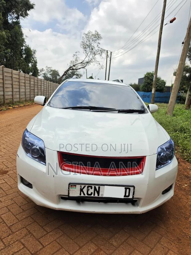 Toyota Corolla Fielder 2011 White