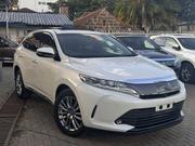 Toyota Harrier 2019 White for sale