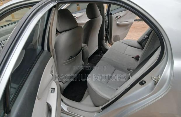 Toyota Axio 2009 Silver