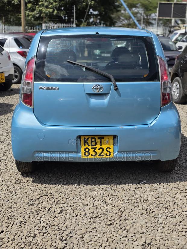 Toyota Passo 2005 Blue