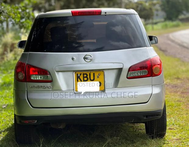 Nissan Wingroad 2006 Silver