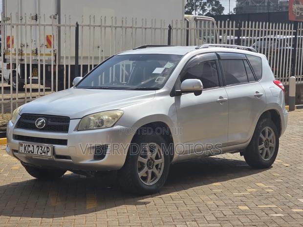 Toyota RAV4 2010