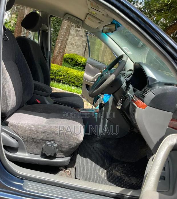Toyota Allion 2012
