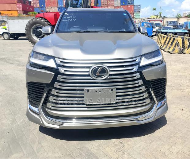 Lexus LX 600 2022 Brown