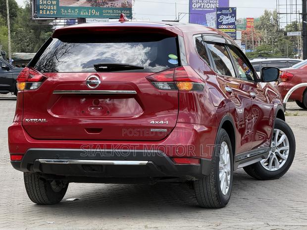 Nissan X-Trail 2.0 Hybrid FWD 2019 Red