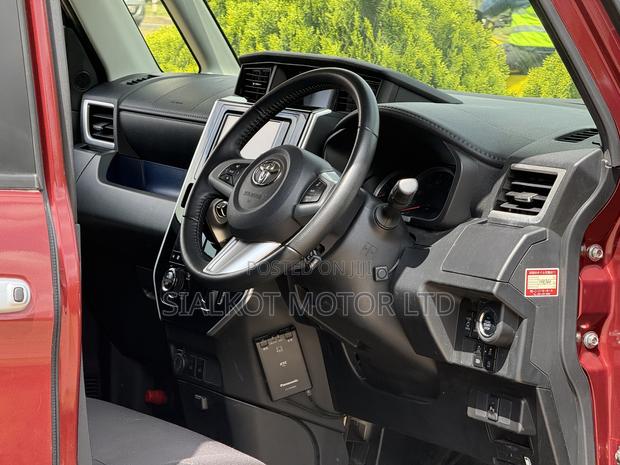 Toyota Roomy 1.0 Turbo FWD 2019 Red