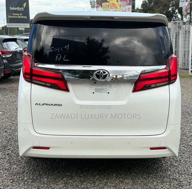 Toyota Alphard 2.5 Petrol FWD 2019 Pearl