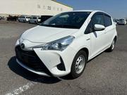 Toyota Vitz 2019 White for sale