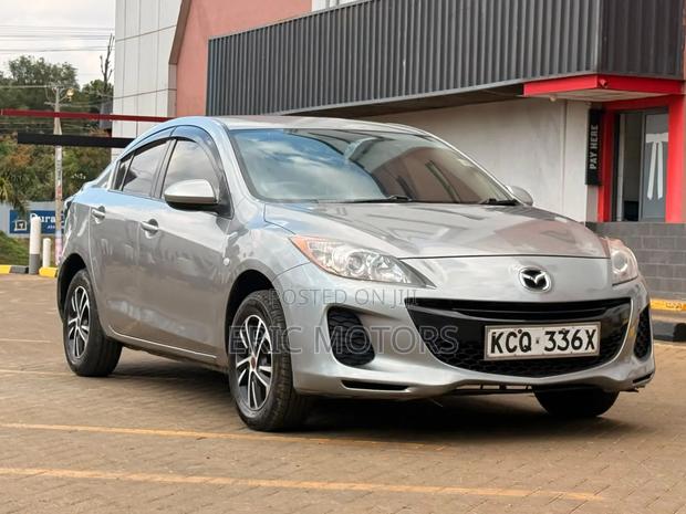 Mazda Axela 2011 Silver