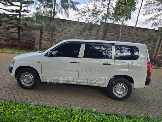 Toyota Probox 2009 White