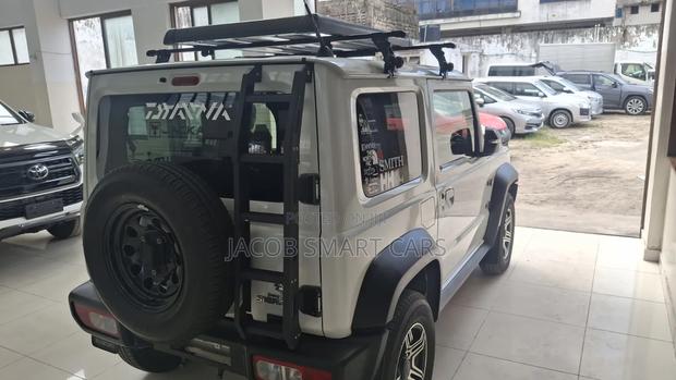 Suzuki Jimny 2017 White
