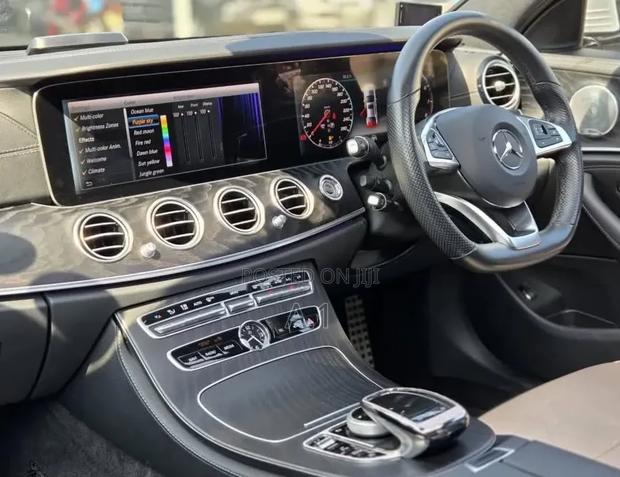 Mercedes-Benz E250 2019 Silver