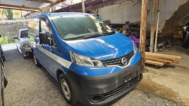 Nissan NV200 SV 2019 Blue