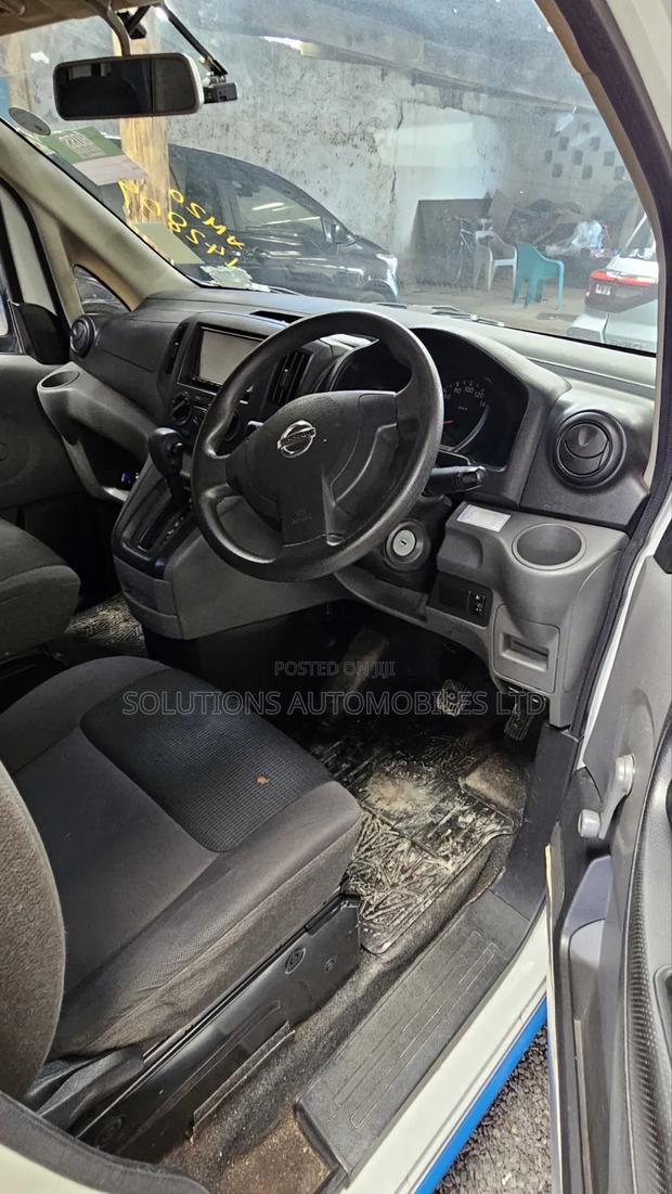 Nissan NV200 SV 2019 Blue