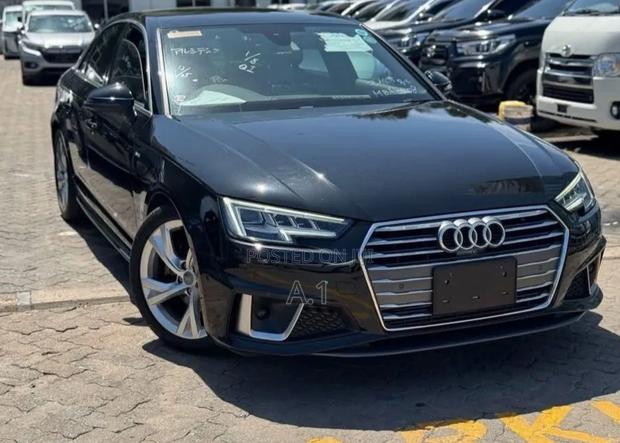 Audi A4 2019 Black
