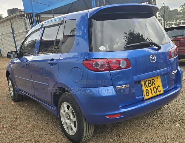 Mazda Demio 2005 Blue
