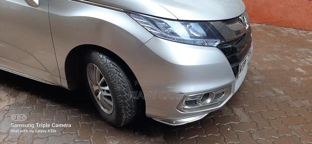 Honda Odyssey 2.4 G 2WD (8 seater) 2015 Silver