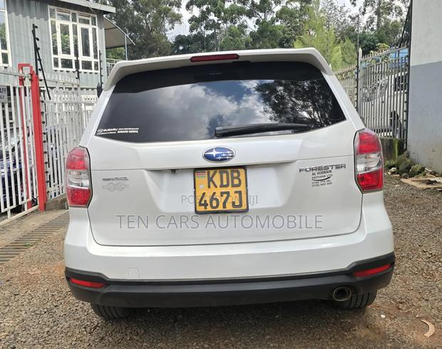 Subaru Forester 2014 White