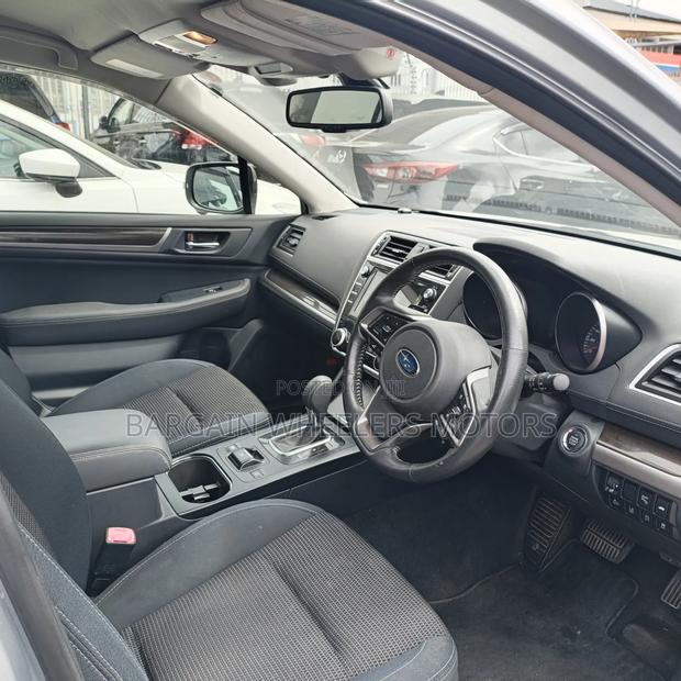 Subaru Legacy 2019 Silver