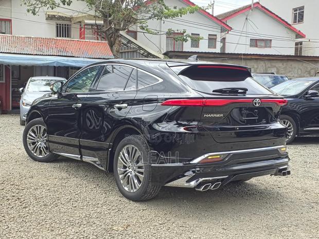 Toyota Harrier S 2020 Black