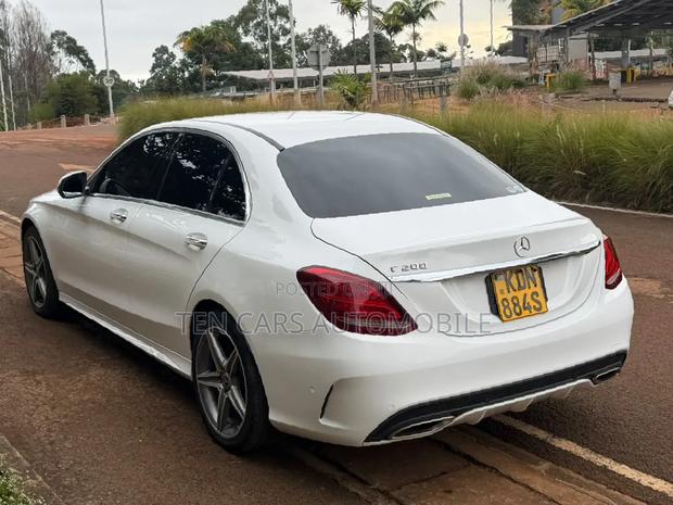 Mercedes-Benz C200 2016 White