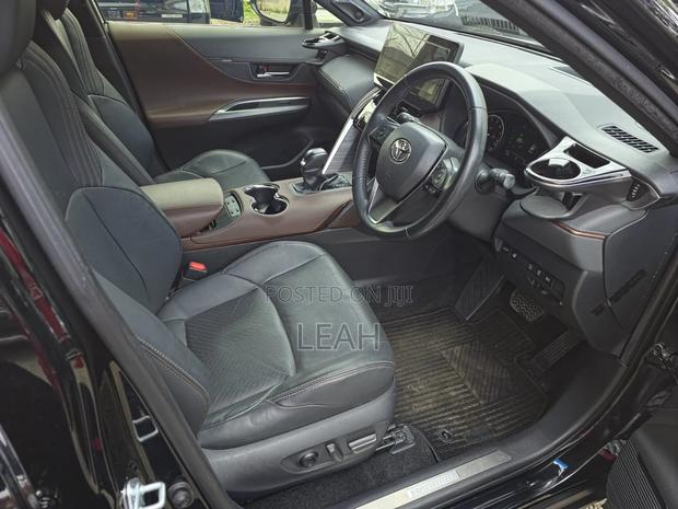Toyota Harrier S 2020 Black
