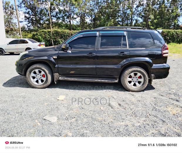 Toyota Land Cruiser Prado 3.0 D-4D 5dr 2007 Black