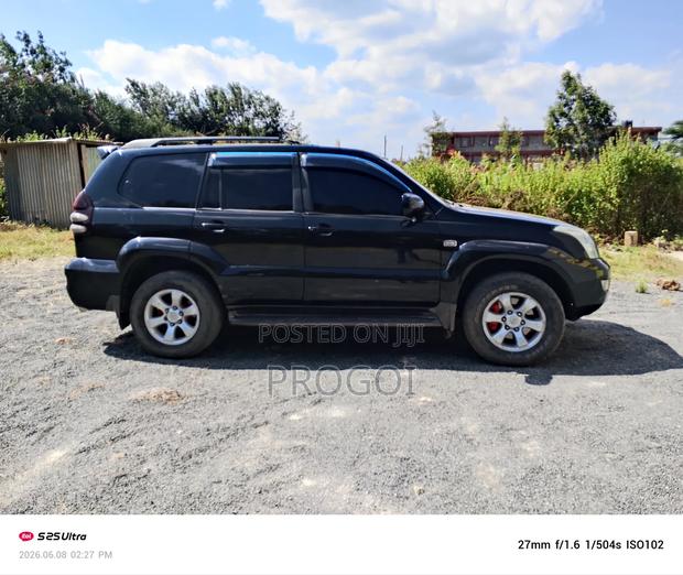 Toyota Land Cruiser Prado 3.0 D-4D 5dr 2007 Black