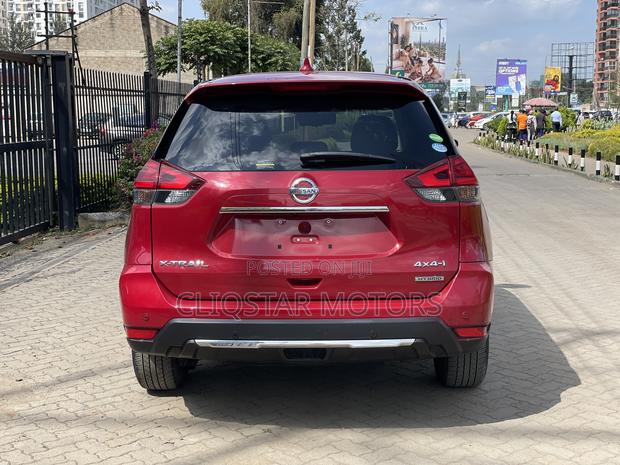 Nissan X-Trail 2.0 Hybrid AWD 2019 Red