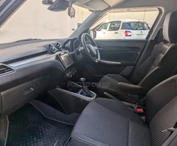 Suzuki Swift 2019 Black