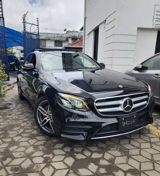 Mercedes-Benz E200 2019 Black