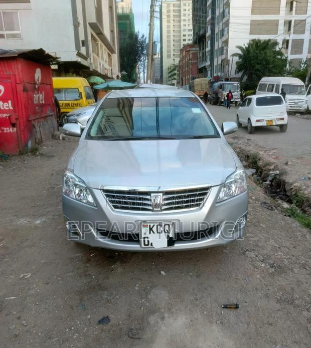 Toyota Premio 2012 Silver