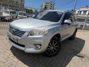 Toyota Vanguard 2011 Silver for sale