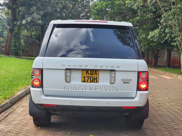 Land Rover Range Rover Vogue 2010 White