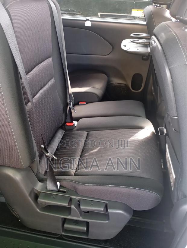 Nissan Serena 2019 White