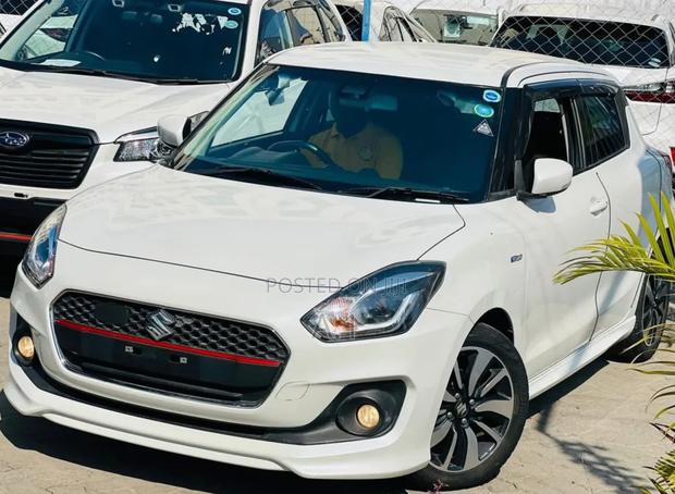 Suzuki Swift 2019 Pearl