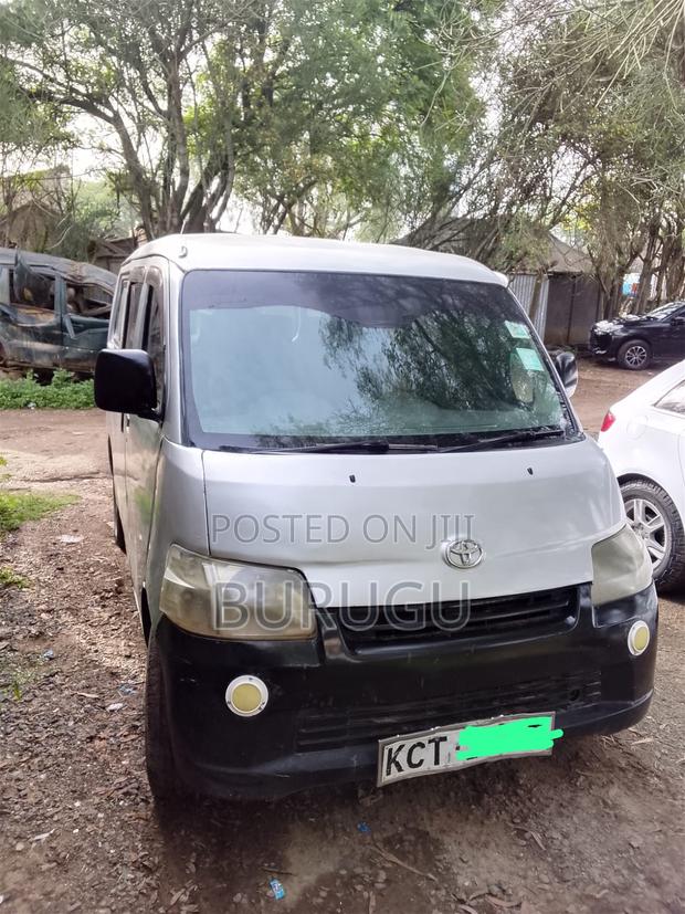 Toyota TownAce 2011 Silver