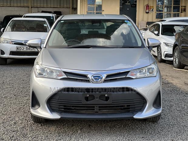Toyota Corolla Fielder 1.5 Hybrid FWD 2020 Silver