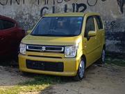 Suzuki Wagon R 2019 Yellow for sale