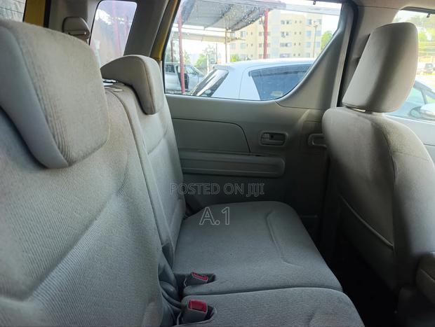 Suzuki Wagon R 2019 Yellow