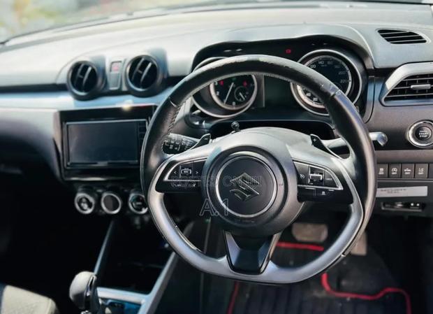 Suzuki Swift 2019 Gray