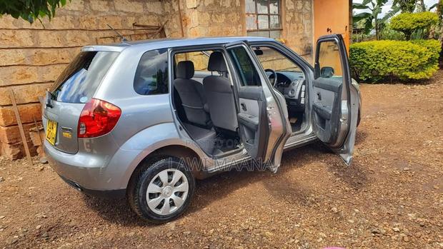 Mazda Verisa 2014 Silver