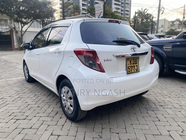Toyota Vitz 2013 White