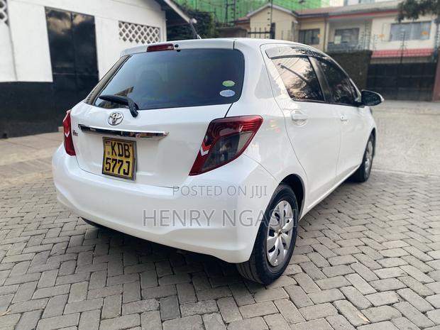 Toyota Vitz 2013 White