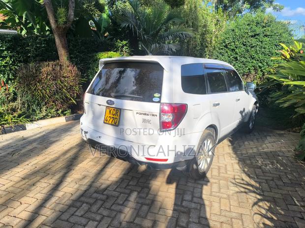 Subaru Forester 2011 Silver