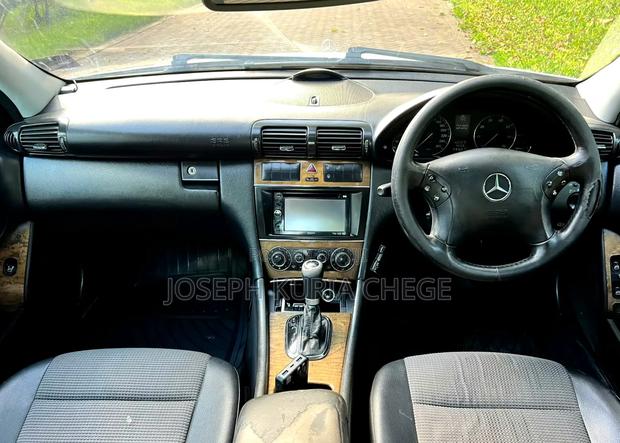 Mercedes-Benz C230 2005 White